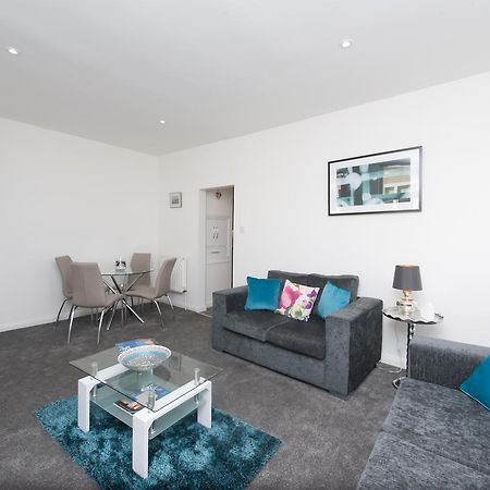 Two Bed Ground Floor Apartment, Sleeps Six, Free Parking And High Speed Wifi Ramsgate Buitenkant foto