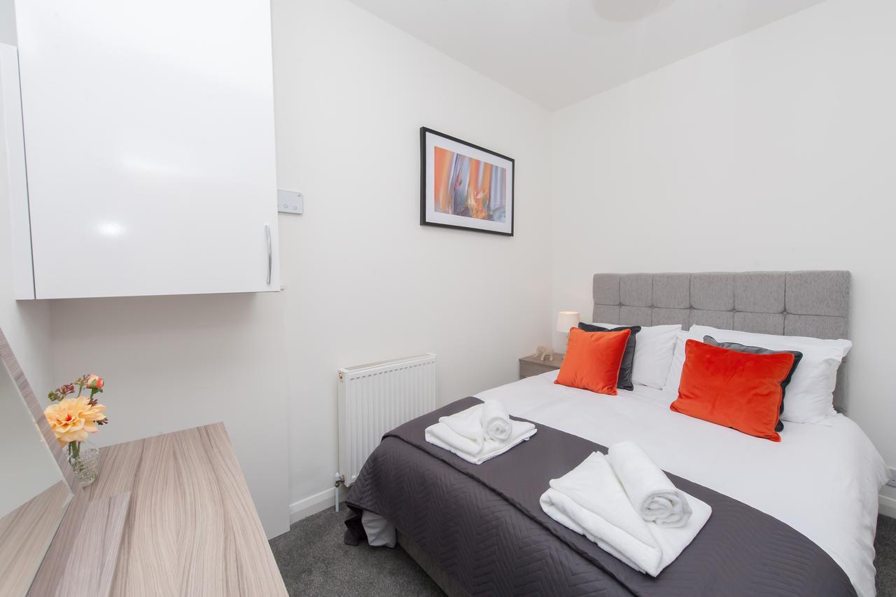 Two Bed Ground Floor Apartment, Sleeps Six, Free Parking And High Speed Wifi Ramsgate Buitenkant foto