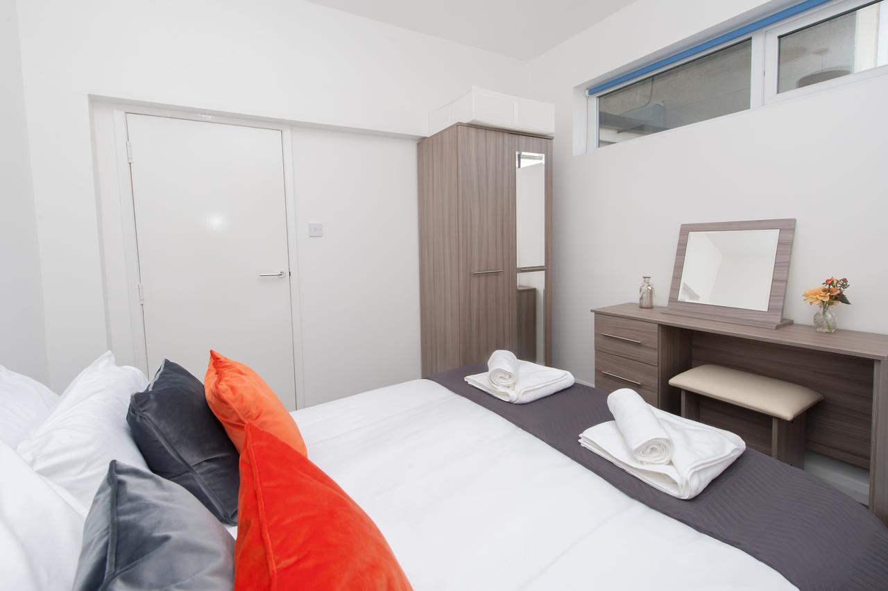 Two Bed Ground Floor Apartment, Sleeps Six, Free Parking And High Speed Wifi Ramsgate Buitenkant foto