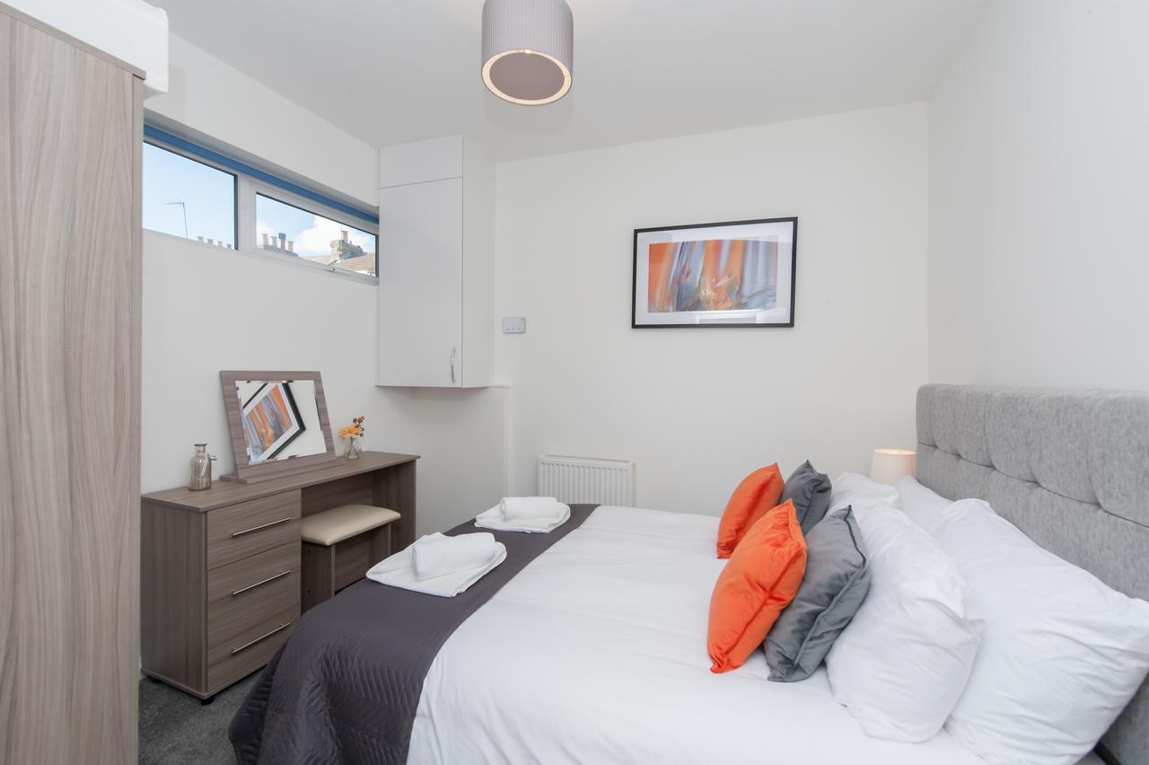 Two Bed Ground Floor Apartment, Sleeps Six, Free Parking And High Speed Wifi Ramsgate Buitenkant foto